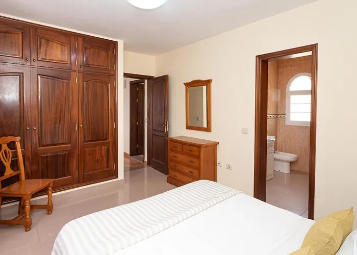 Casa Clavellinas